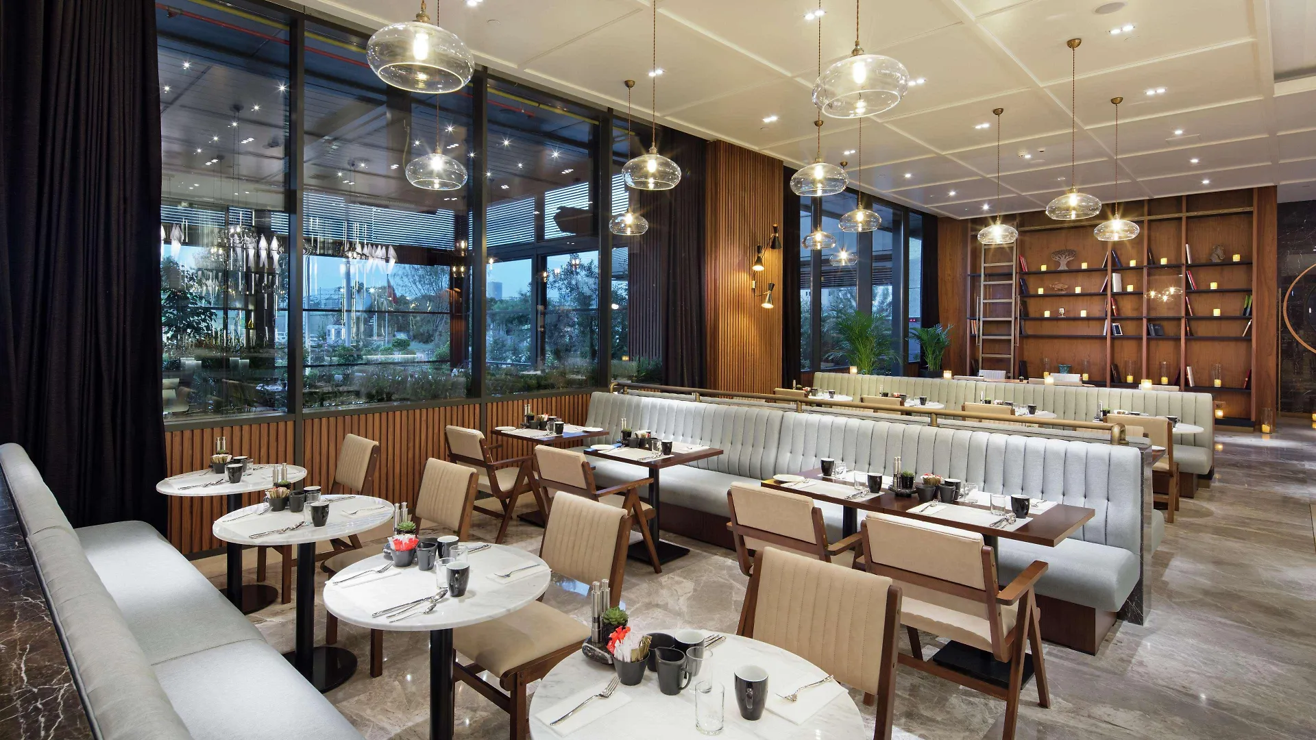 Hotel Hilton Istanbul Maslak 5*,  Turquía