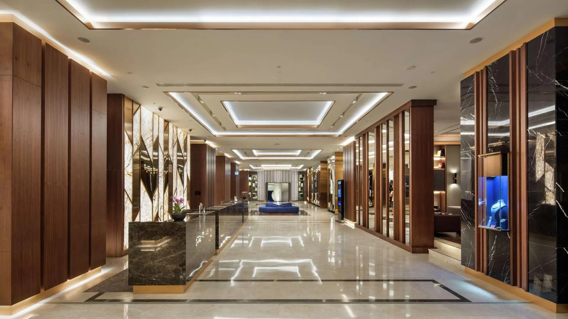 Hotel Hilton Istanbul Maslak 5*,  Turquía